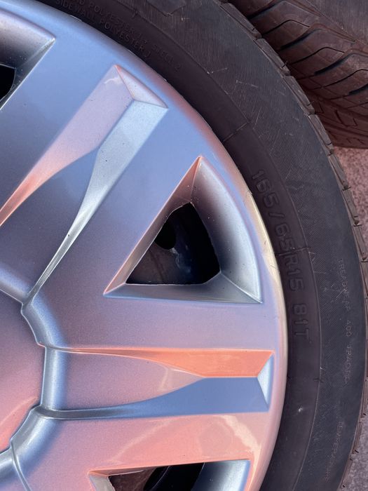 4 Jantes com Pneus Renault