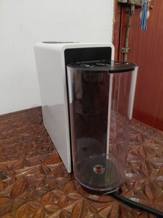 Nespresso Essenza Mini Branca