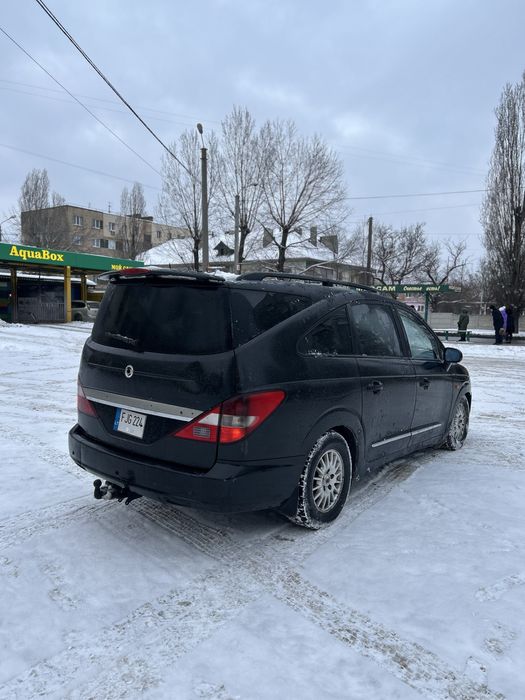 Ssangyong rodius 2.7 дизель автомат