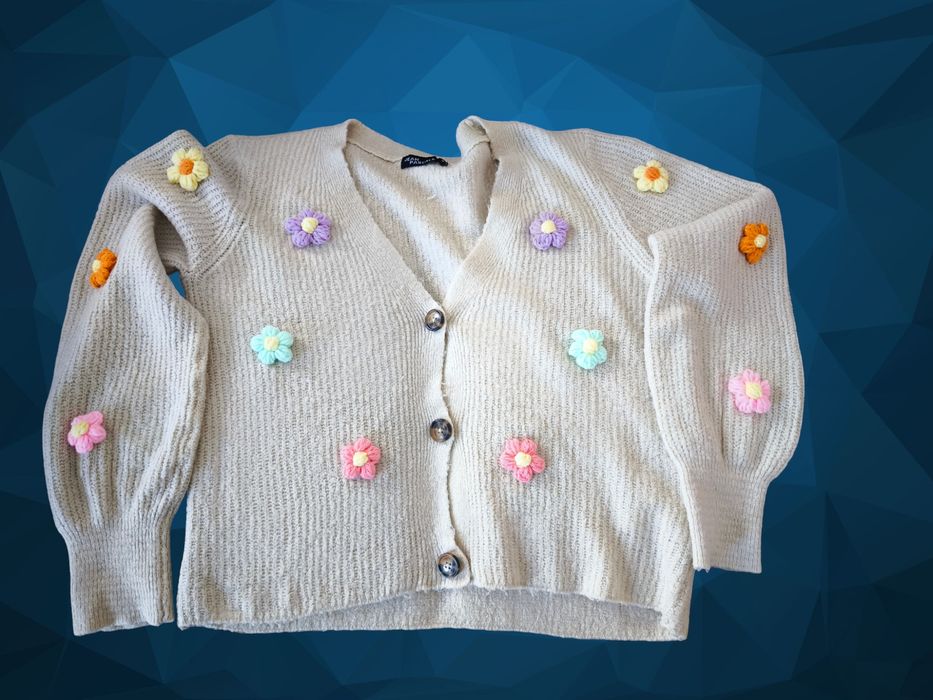 Sweterek Pascal rozmiar S ale pasuje na M