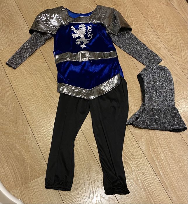 Vários Disfarces / fatos de carnaval bebe/criança 12 meses a 6/7 anos