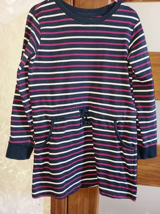 Тепла сукня для дівчинки