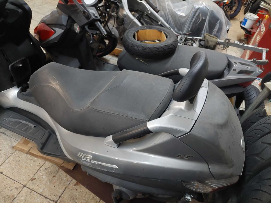 Piaggio MP3 250 acidentada