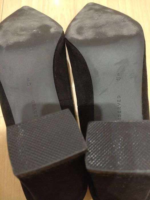 Buty czółenka na słupku Reserved