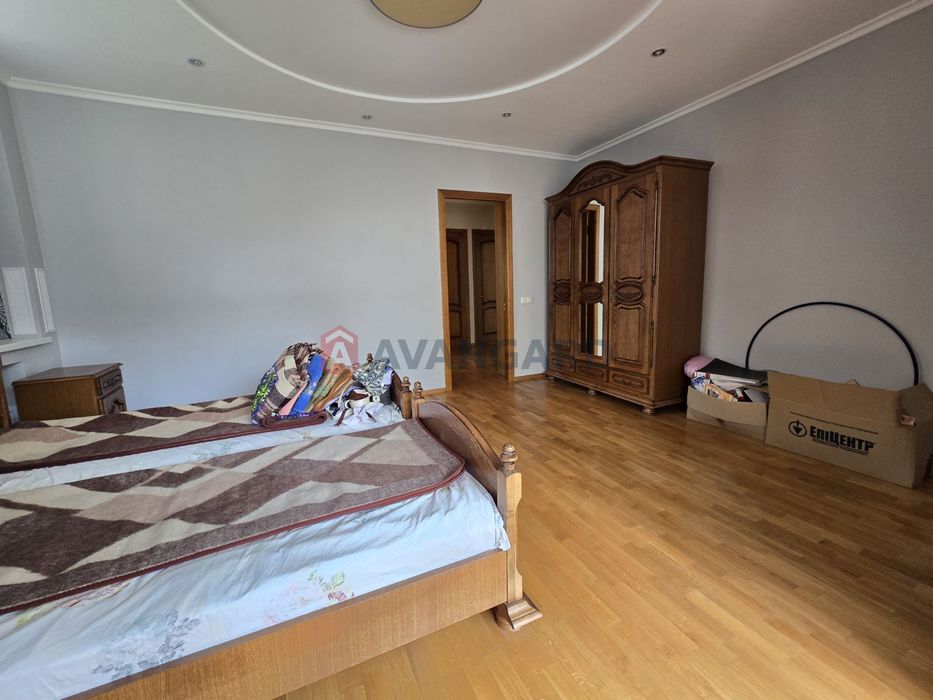 Станкостроителей пров Продаж квартира 3 кімнати