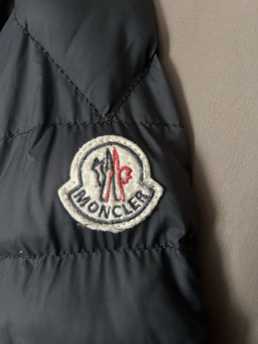 Пуховик Moncler хл 9/10 легит