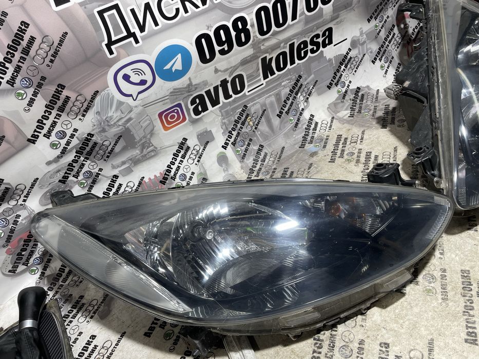 Фари Фара Мазда 2 Mazda 2 2007-2014