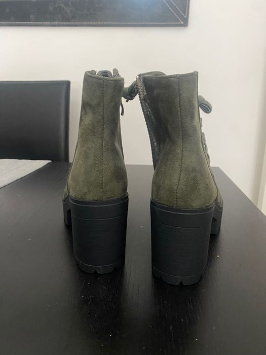 Botas veludo verdes cano alto