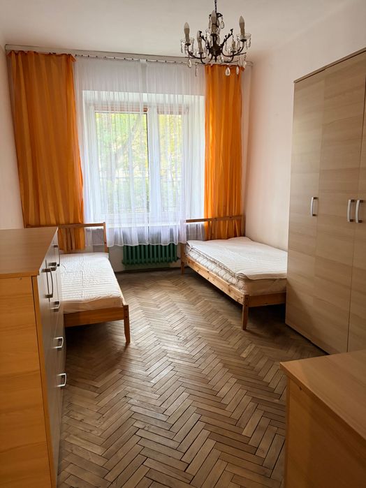 Trzypokojowe okolice Ronda Mogilskiego od zaraz dla 3 studentek bezpośrednio od wlasciciela