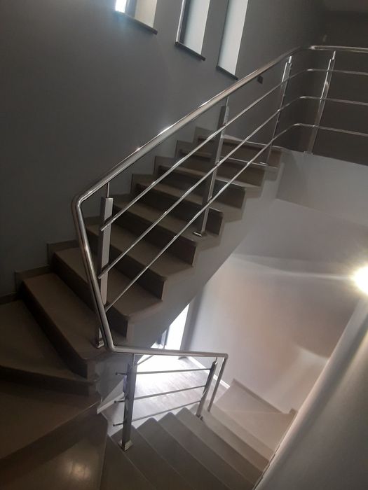 Перила з нержавійки,сходи, поручні,пандуси.