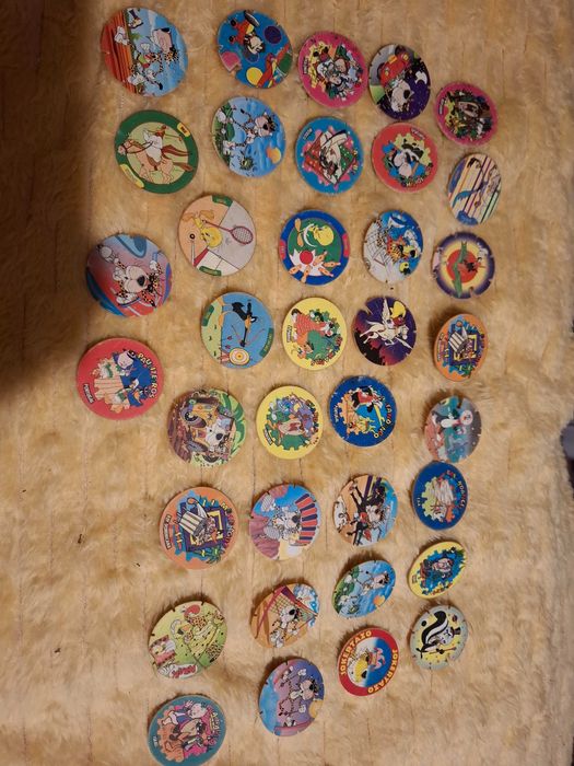 Tazos muito antigos de coleção