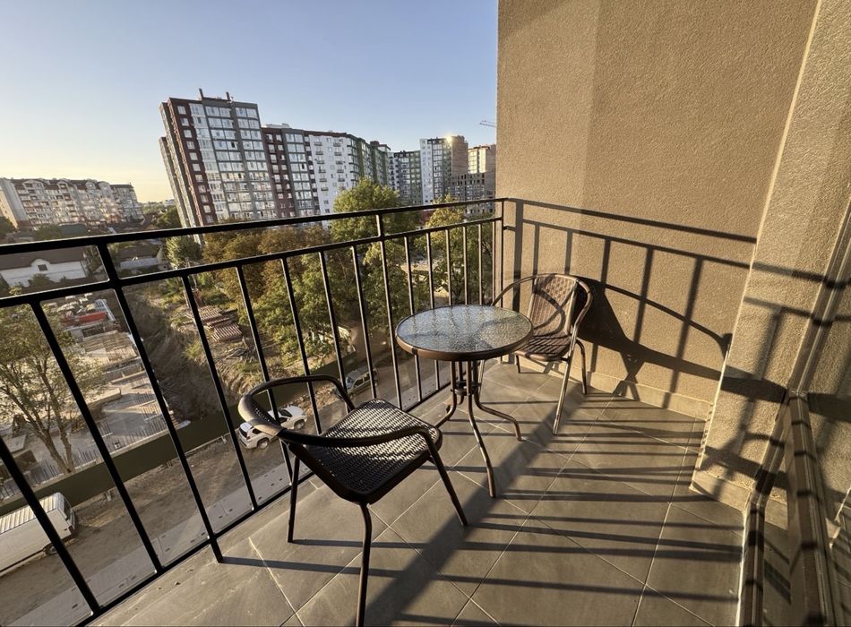 Продаж 3-х кімнатної квартири з сучасним ремонтом і технікою