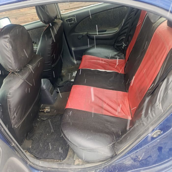 Тойота авенсіс 1999 року 2.0 турбо дизель