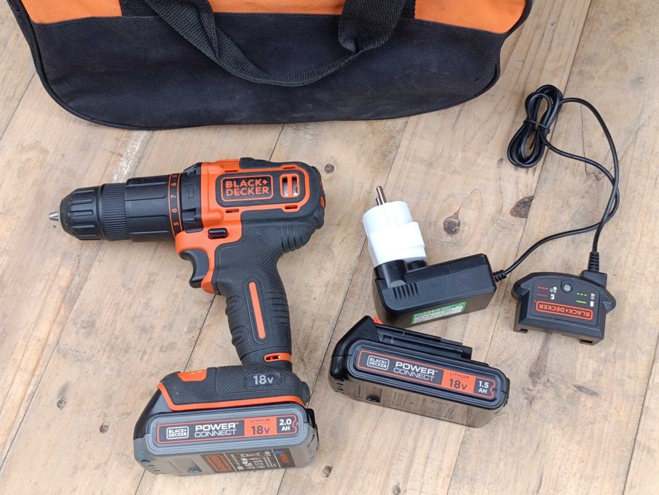 Wkrętarka wiertarka Black Decker 18V z udarem 2 akumulatory ładowarka