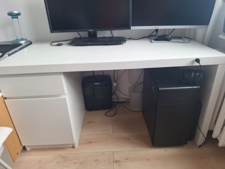 Biurko Ikea Malm 140 x 65 białe