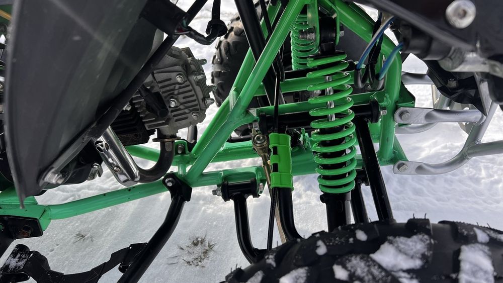 Продам квадроцикл у відмінному стані.