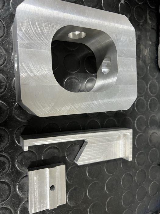 Фрезерна обробка чпк мала серійка