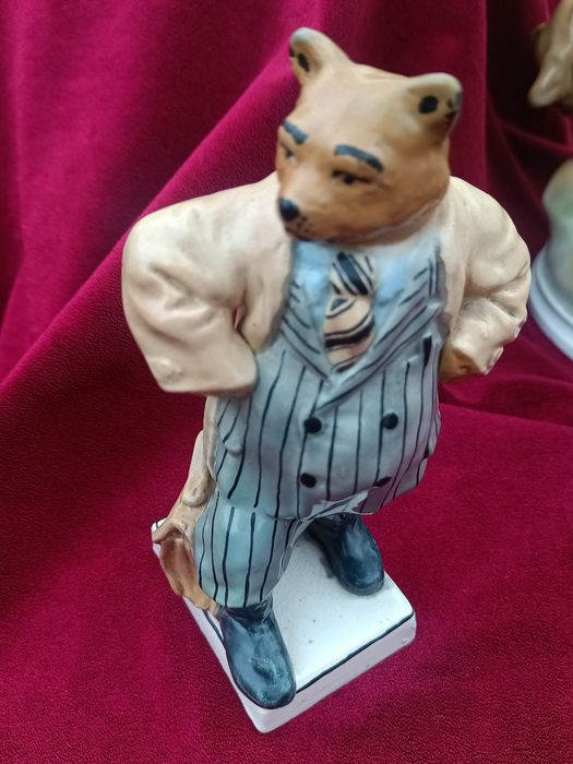 Фарфоровые статуэтки