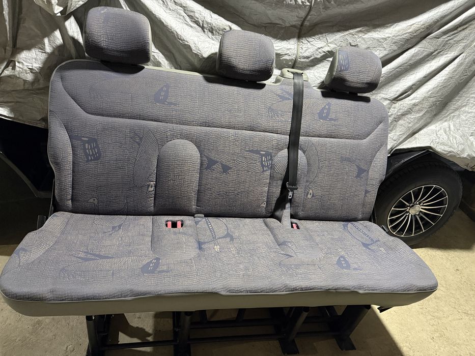 Сідушка оригінал Renault Trafik Opel Vivato Nisan Primastar