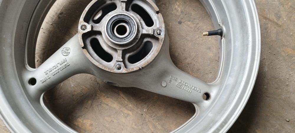 Колесо заднее Honda CB600F Hornet 98-06 PC36 PC34 Диск