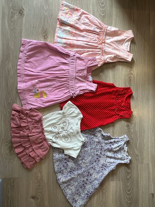 Zestaw sukienek dla dziewczynki rozmiar 86 /elegancka sukienka/na lato