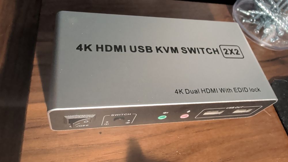 4K HDMI USB KVM Switch 2x2 com EDID