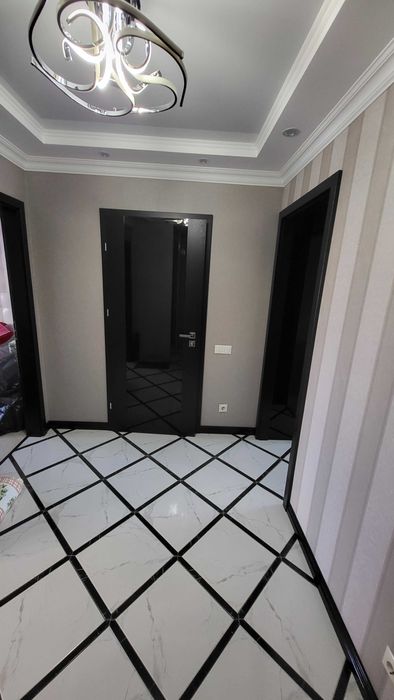 Продаж 2к квартири з вишуканим ремонтом проспект Свободи, новобудова