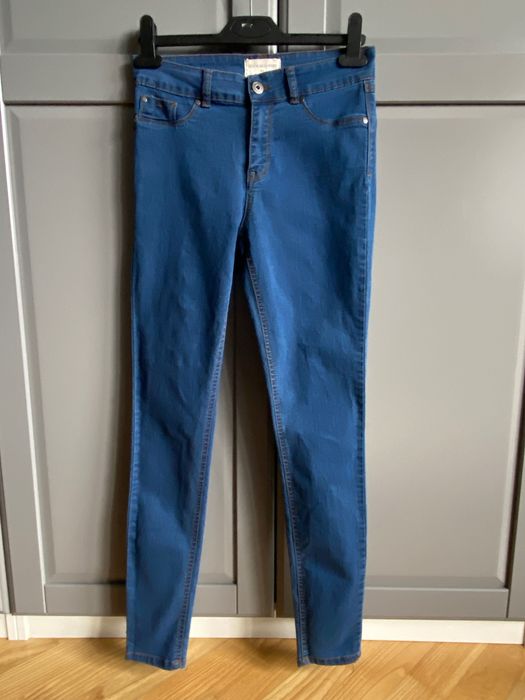 Nowe jeansy/legginsy RESERVED, rozmiar 36, bardzo elastyczne