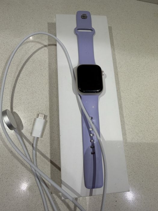 Apple Watch Series 9 41mm Starlight gps