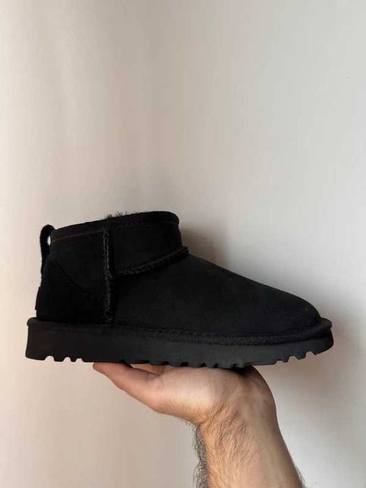 UGG Classic Mini Boots Black r.38