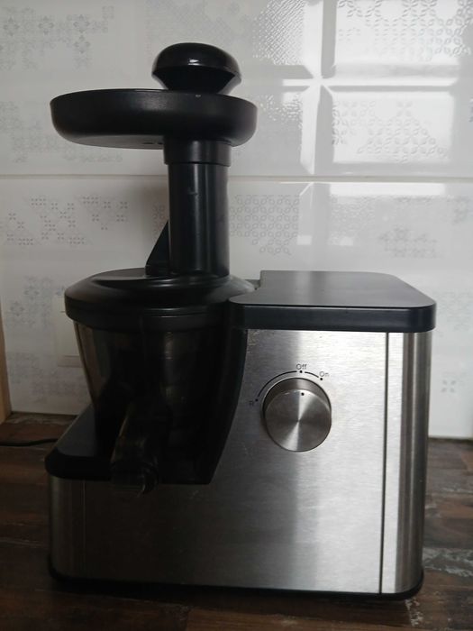 Sokowirówka wolnoobrotowa  Hotpoint Ariston