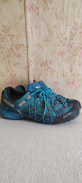 Кросівки Salewa,Vibram, трекінгові чоловічі  р.44 б/в
