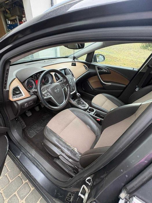 Opel astra 2.0 cdti