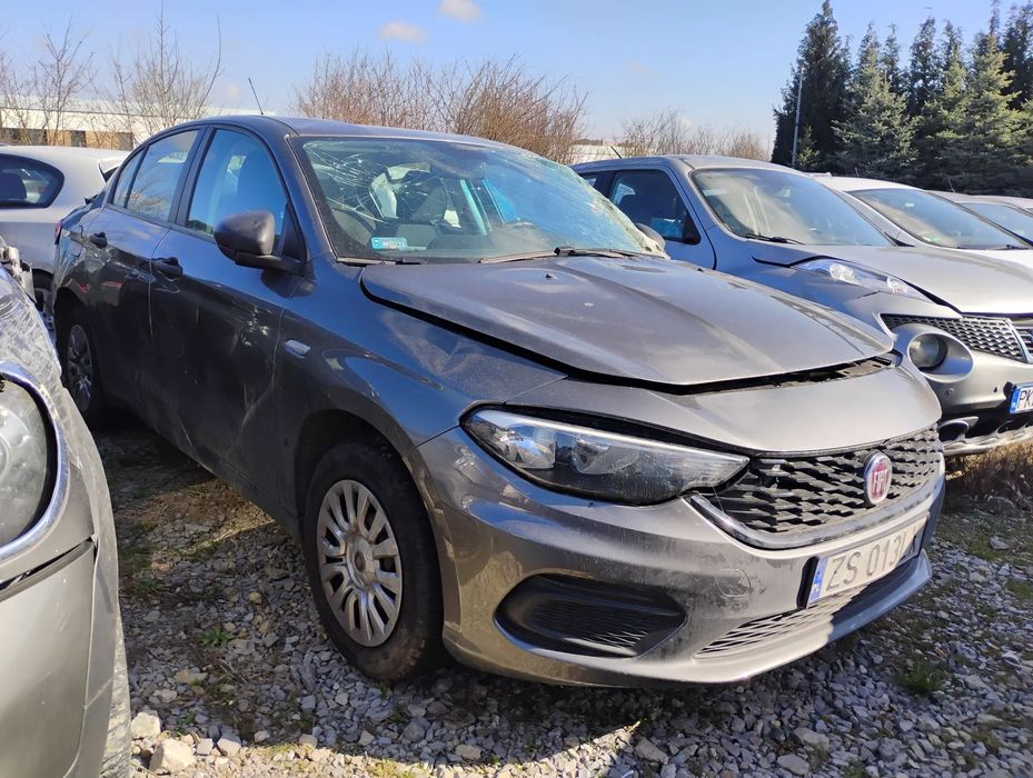 Fiat Tipo 2020r, Salon Polska. 1.4 LPG. Uszkodzony lewy przód i tył.