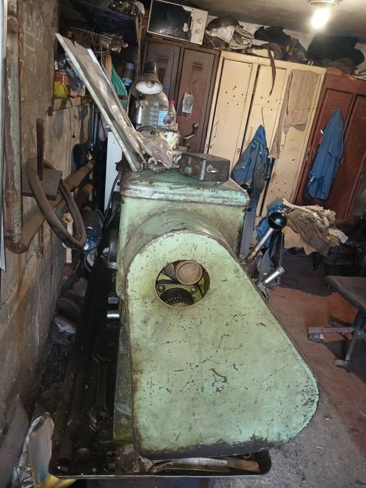 Токарний станок лт10м