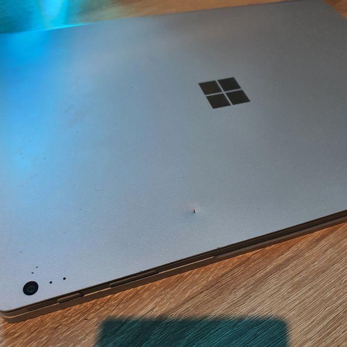 Ноутбук Microsoft Surface Book 2 GTX1050