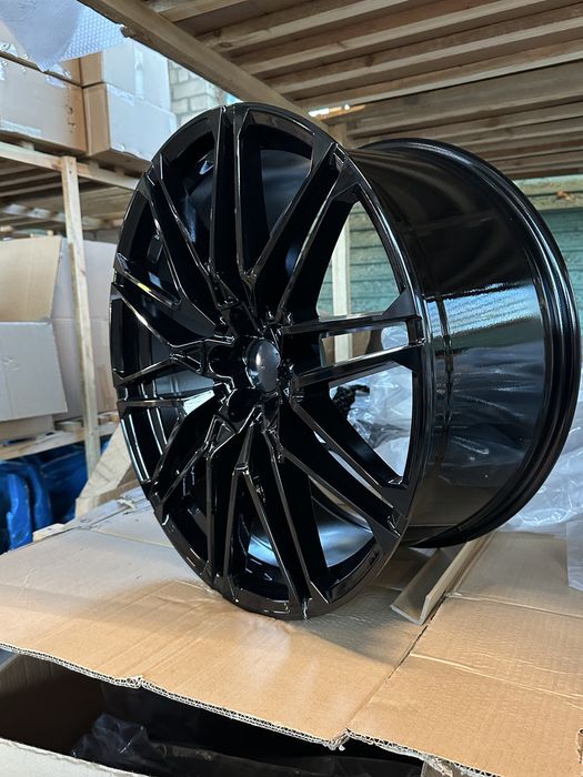 Диски бмв х6 х5 r22 5/120 f15 f16 R22 r22 818 m style