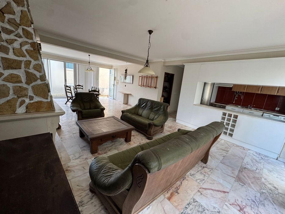 Sofas e mesas rustica para recuperar