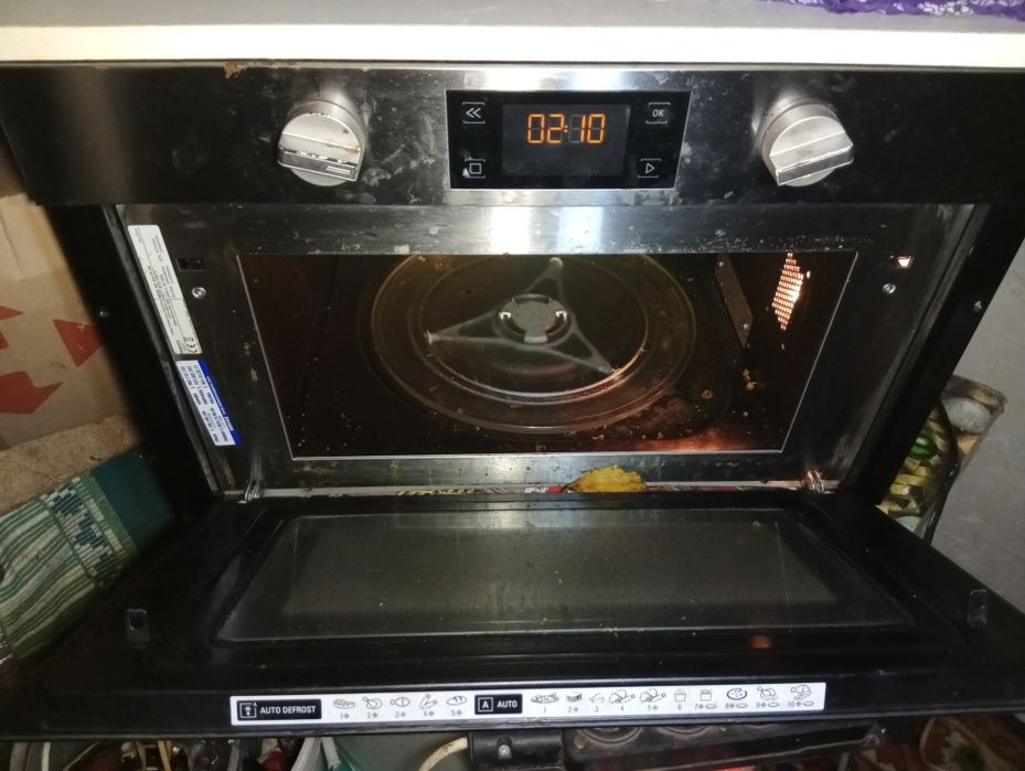 Продам встраиваемая микроволновая печь Hotpoint-Ariston модели MD 444