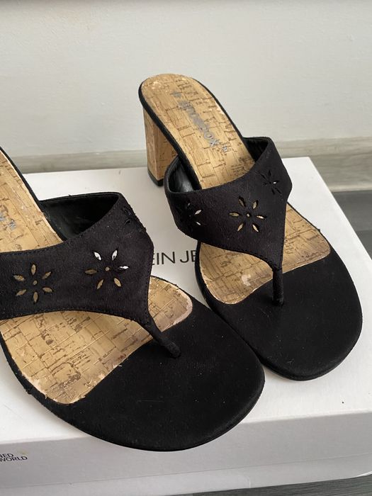 Shoebox 38 buty klapki na słupku japonki ażurowe