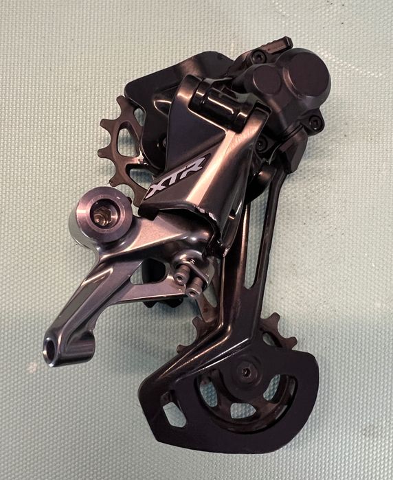 Przerzutka tylna Shimano XTR RD-M9100 SGS (12-rzędowa) 51T . Używana .