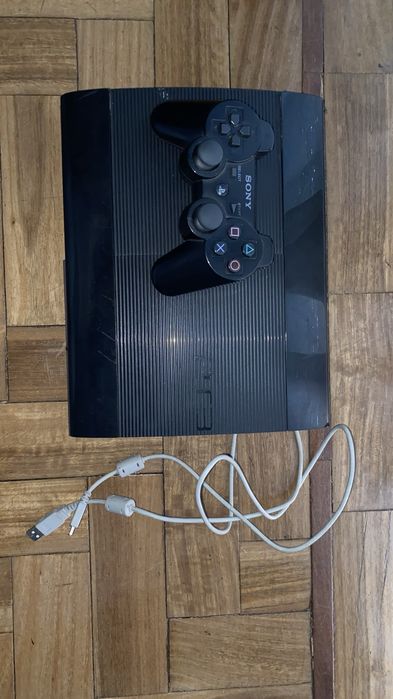Playstation 3 Super Slim + microfones singstar + 9 jogos