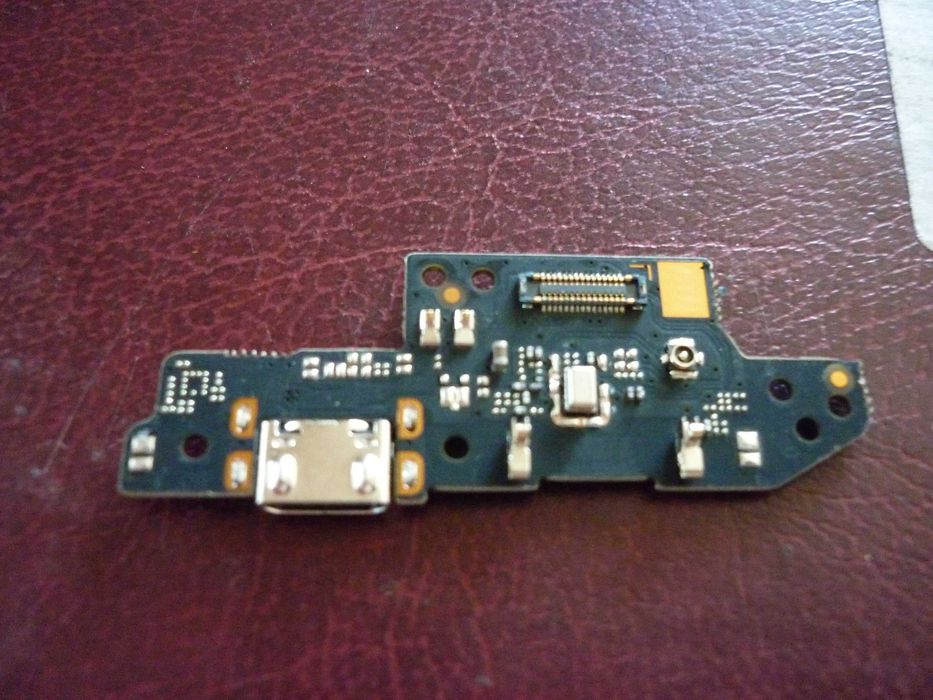 Нижняя плата зарядки на Xiaomi Redmi 9A /Redmi 9AT /Redmi 9C /Poco C3