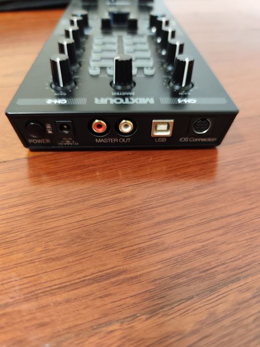 Controlador DJ Relloop444830969013872642