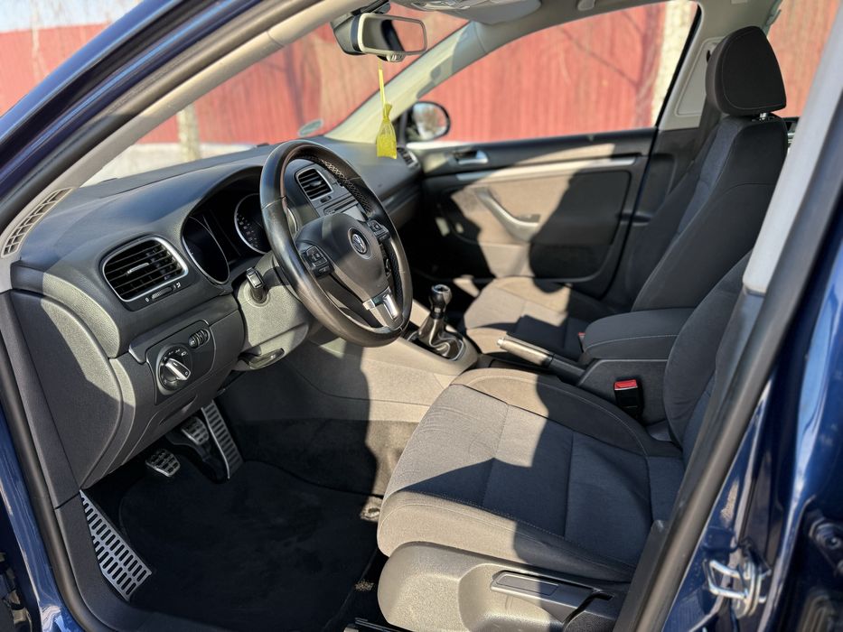 Volkswagen Golf з Німеччини вже Розмитнений