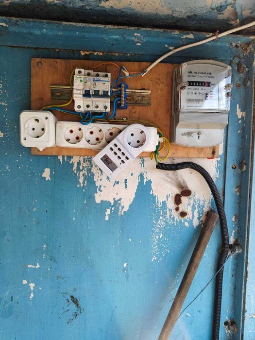 сдается гараж, ул.Радостная, озраняемая территория, свет