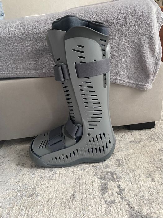 ортез голіностопний Össur Rebound Air Walker