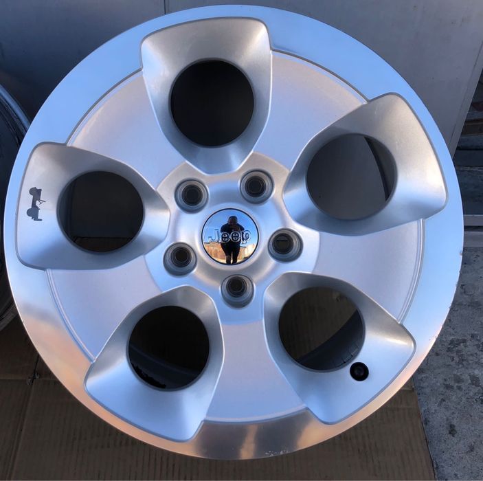 Диски Jeep R18 5*127 Original