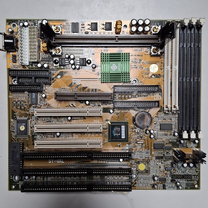 Płyta główna SOYO SY-6KL slot 1 AT ATX ISA AGP Retro pc