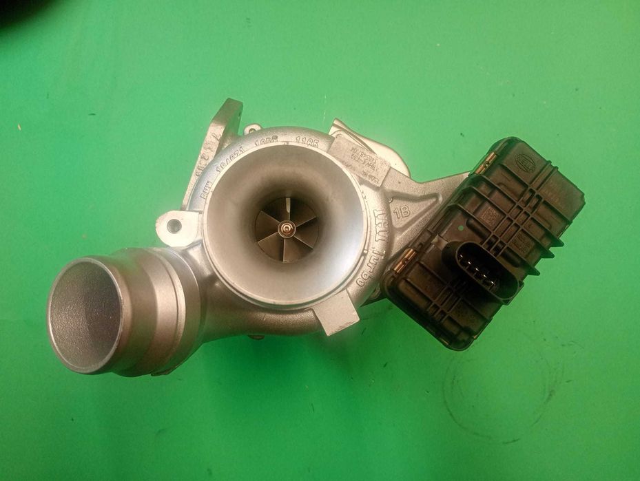 Turbosprężarka Turbina Toyota Avensis Rav4 2.0 D Bmw Mini
